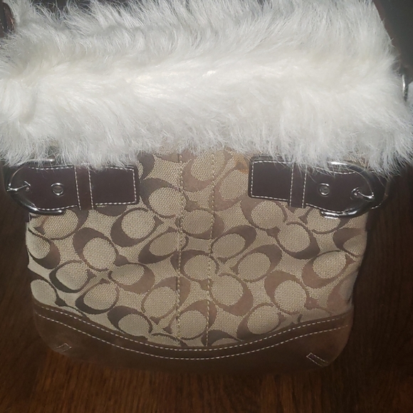 190.00 - Picture 6 of 7